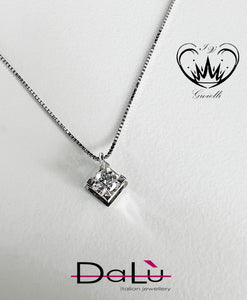 COLLANA PUNTO LUCE DALU ct. 0,10 ref. bo641q5xm5